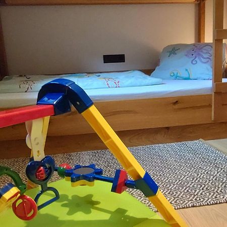 Aenna Apart Prutz Bagian luar foto